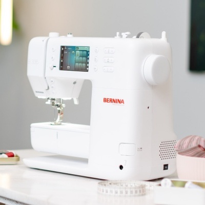 Bernina | B335 - NOVA Bernina | B335 - NOVA