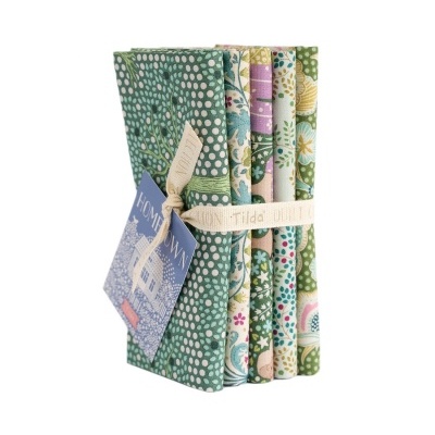 Tilda Fat-Quarter Bundle | Hometown - Green and Sage