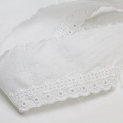 Bordado Inglês Branco