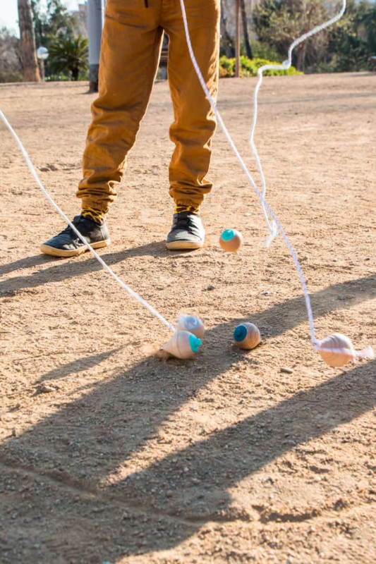 Pião de madeira - Jogo