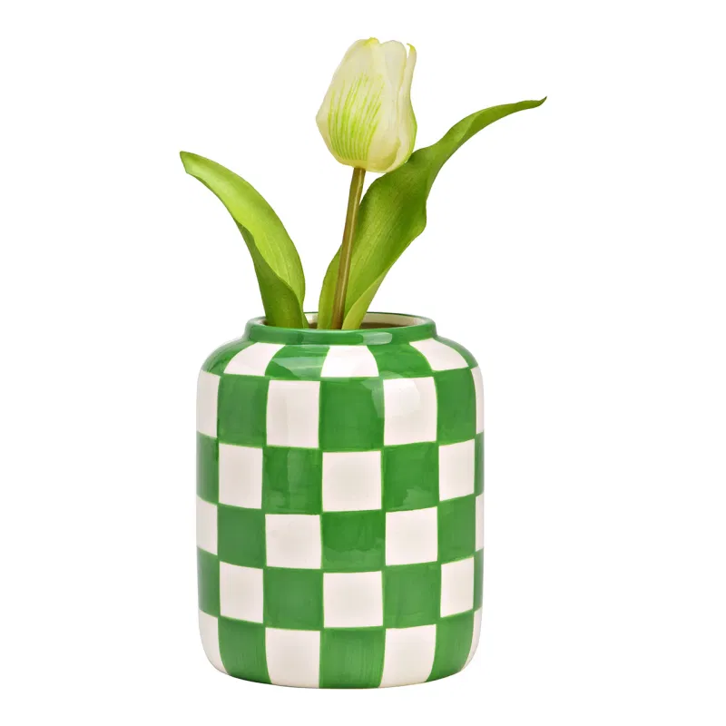 Jarro cerâmico padrão xadrez verde e branco com flor tulipa branca