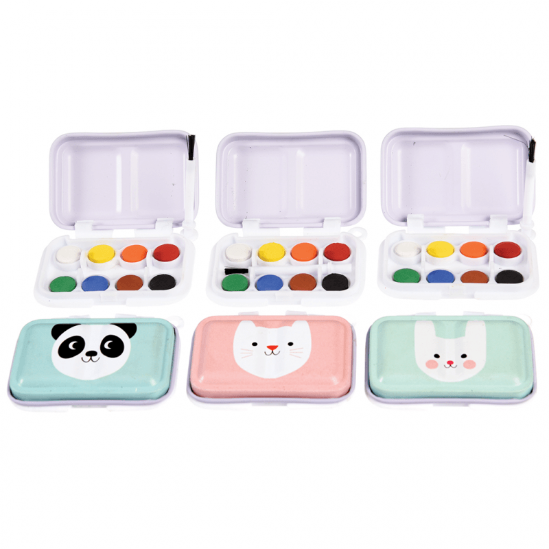 Três paletas de aquaelare com tampas decoradas com faces de animais e tintas coloridas.