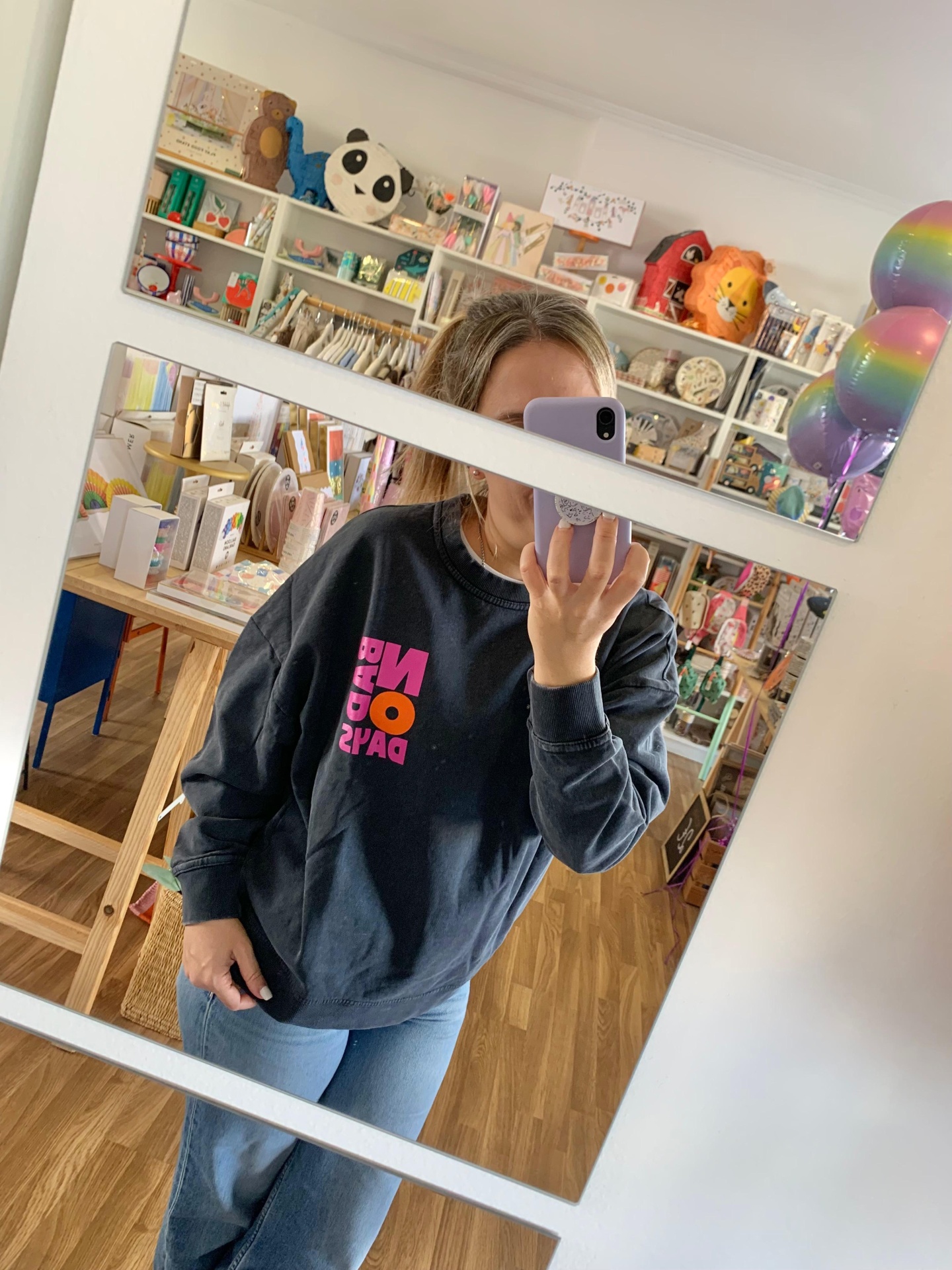 Sweatshirt | No bad days