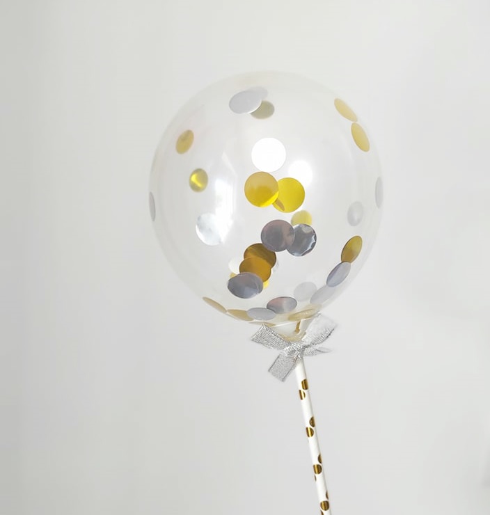 Cake topper balão confetis ouro e prata