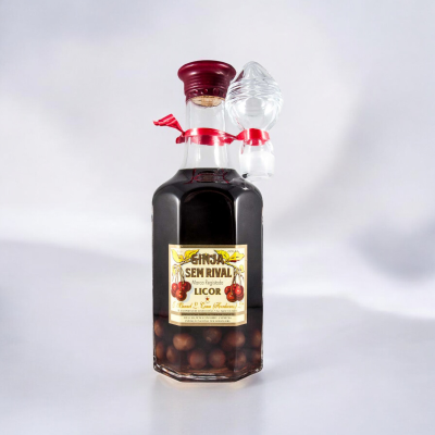 Ginja Sem Rival Garrafa Facetada