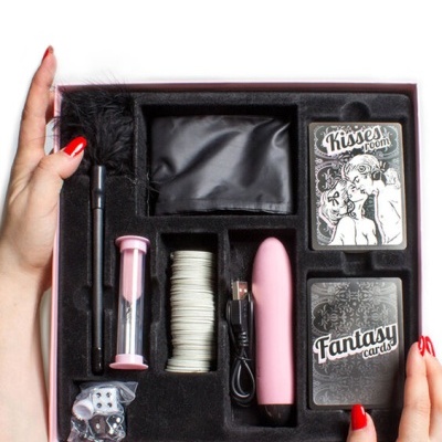 JOGO DE TABULEIRO FANTASY PLAY KAMASUTRA (ES/EN/FR/PT)