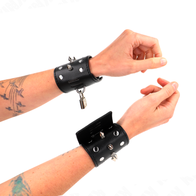 ALGEMAS PUNK COM PONTOS 25 X 6 CM ALGEMAS PUNK COM PONTOS 25 X 6 CM