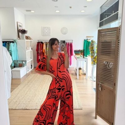 Macacão Queen Faces