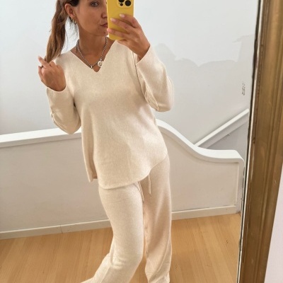 Conjunto Malha Basic Decote em BICO