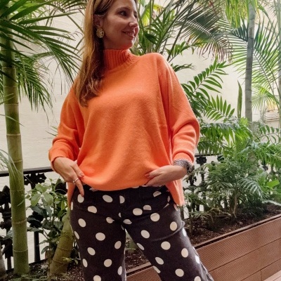 Malha Meia Gola Sem costura