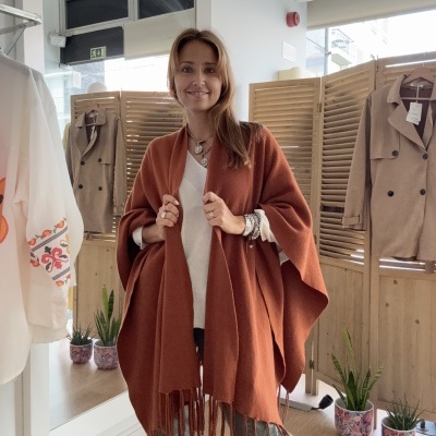 Capa Malha Premium Franjas