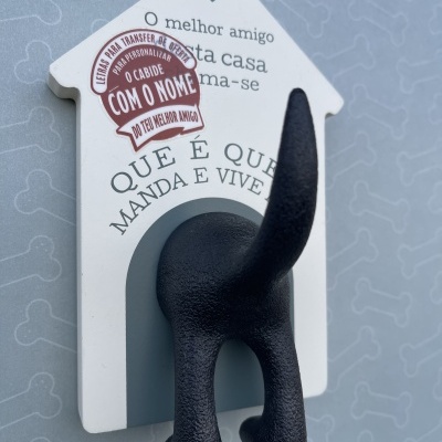 Cabide personalizado para trela