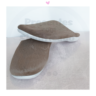 Chinelos de senhora cor taupe personalizados (sola borracha baixa)