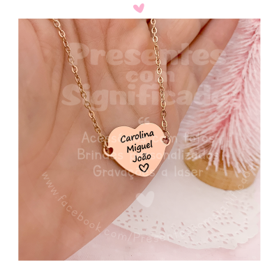 Colar com coração médio gravado