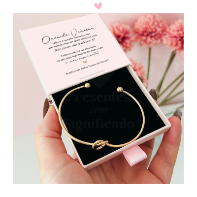 Escrava em aço com nó