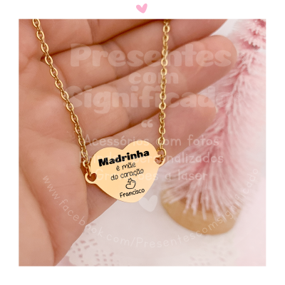 Colar com coração médio gravado