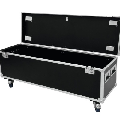 Mala de transporte preta com estrutura metálica e rodas aberta