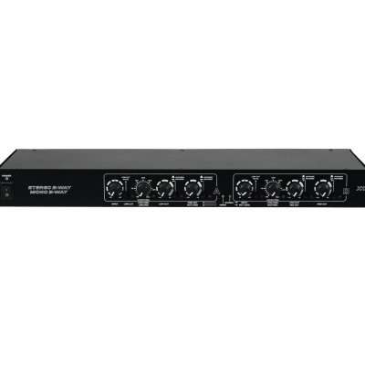Amplificador de microfone e áudio preto para rack