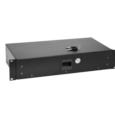 Equipamento eletrónico de rack preto em metal com fechadura e chaves