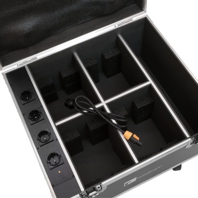 ROADINGER Flightcase 4x AKKU IP PAR 7 QCL WDMX with charging function