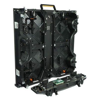 Painel eletrônico modular preto com alças e componentes visíveis sobre fundo branco