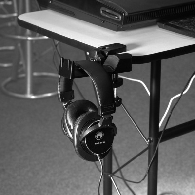 OMNITRONIC Headphone holder T-2