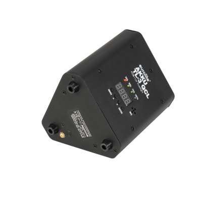 Dispositivo preto triangular com mostrador digital e texto TS LAUDIO POLAR FREEZE