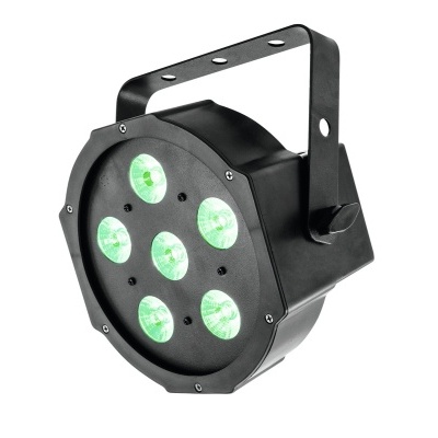 Refletor de luz LED preto com seis lâmpadas verdes e suporte ajustável.
