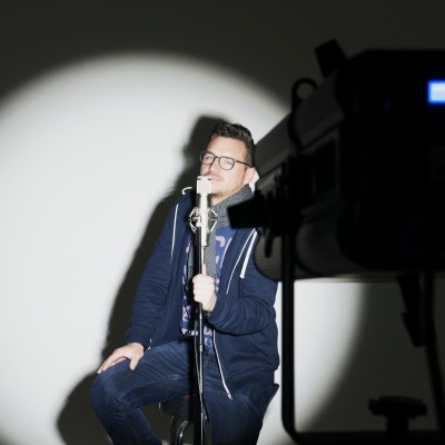 EUROLITE LED PFE-100 RGBW Profile Spot