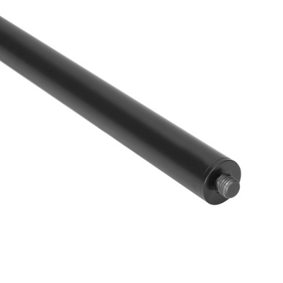 Haste cilíndrica preta com parafuso metálico na extremidade