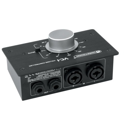Interface de áudio PreSonus Central Station VCA preta com botões e conectores