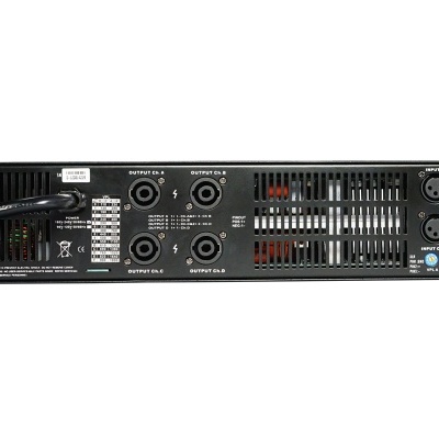 D class high performance 4 channels amplifier D4004
