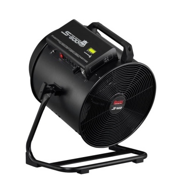 Ventoinha industrial preta com estrutura metálica