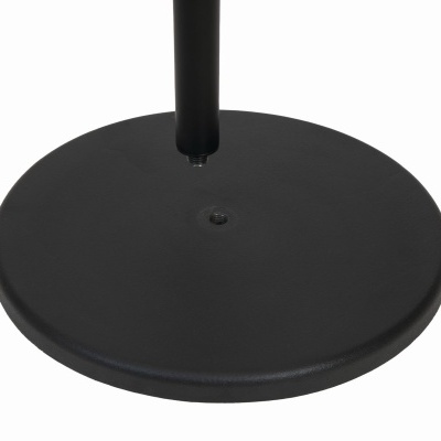 Base redonda preta em metal com tubo preto