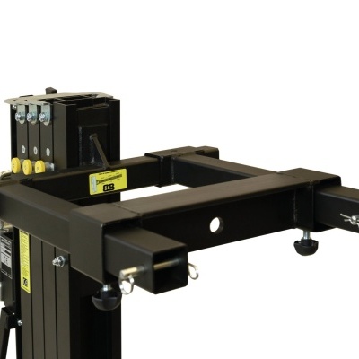 Suporte metálico preto quadrado com blocos de botões coloridos