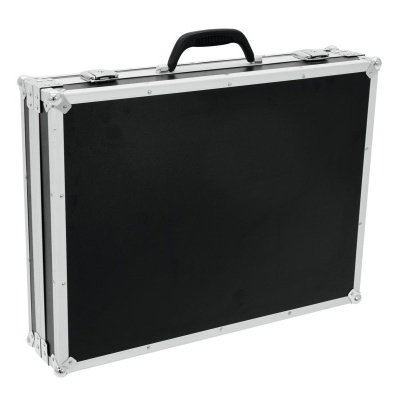 Mala de transporte preta com estrutura metálica prateada e pega preta