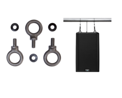 Conjunto de anéis de metal e arruelas ao lado de altifalante suspenso em suporte metálico