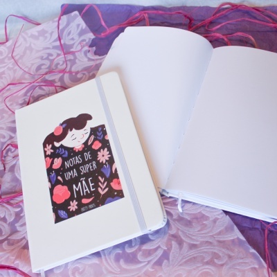 Caderno "Notas de uma Super Mãe"