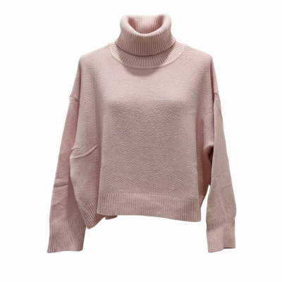 Camisola de gola alta cor-de-rosa tricotada