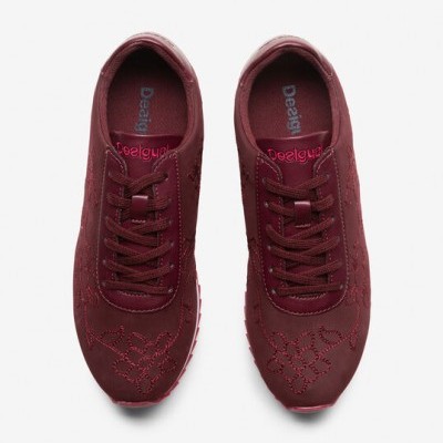 Sapatilha Bordada Desigual