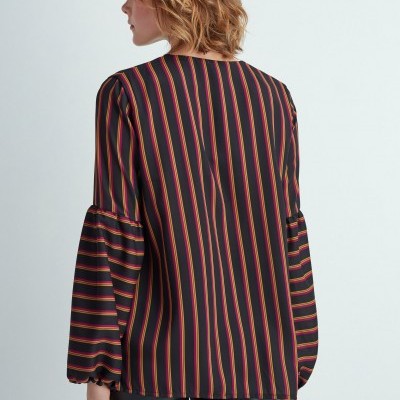 Blusa riscas CAFOFO
