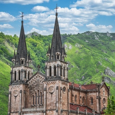 RA29 - Peregrinação a Santiago de Compostela e Covadonga