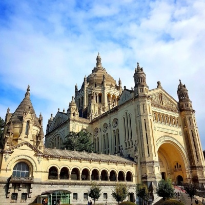 RA17 - Peregrinação aos Santuários Franceses