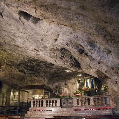 RA02 - Peregrinação a Roma, Assis, S. Giovani Rotondo, entre outros santuários em Itália