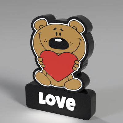 Figura decorativa de urso com coração e base com a palavra LOVE