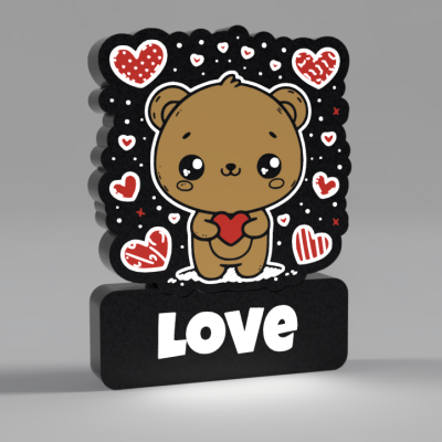 Placa decorativa com urso e corações com a palavra LOVE