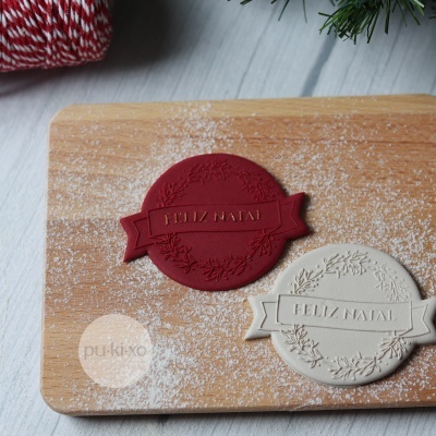 STOCK-OFF - Carimbo + cortador - Coroa de Natal com frase