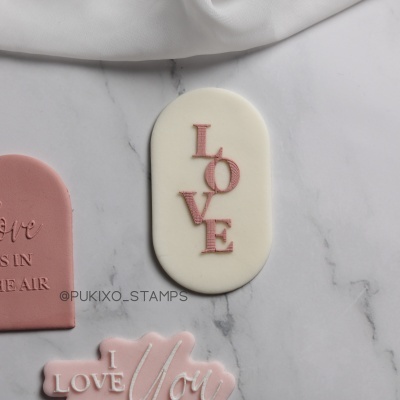 Carimbo de bolachas - Love (vertical)