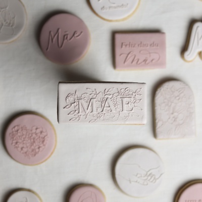 Carimbo de bolachas - Mãe com fundo floral