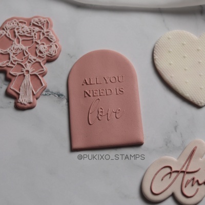 Carimbo de bolachas - Love songs - All you need is love